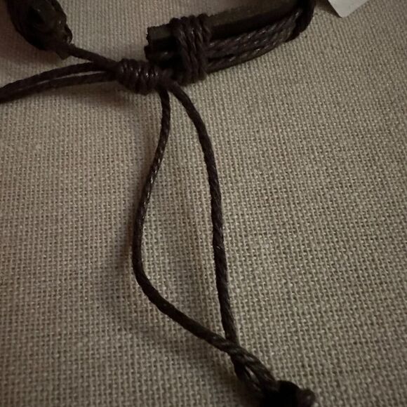 Soft leather bracelet with adjustable leather ties and silver cross NWT - Picture 9 of 9